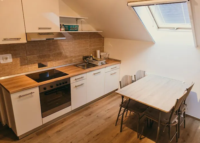 Furman Slovenja Vas * Spodnja Hajdina