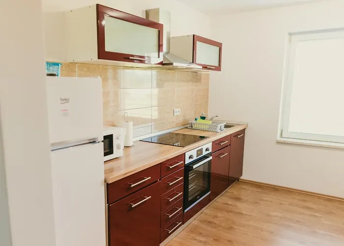 Furman Slovenja Vas * Spodnja Hajdina